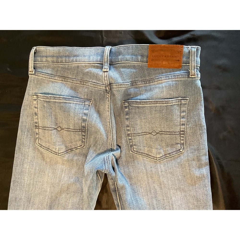 Lucky Brand 411 Athletic Taper Light Wash Denim Jeans 30x30 Mens Blue